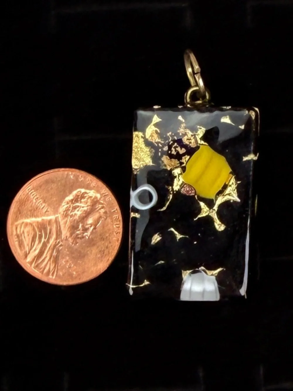 Vetro Di Murano made in Italy, gorgeous glass pendant + free 16” cord necklace